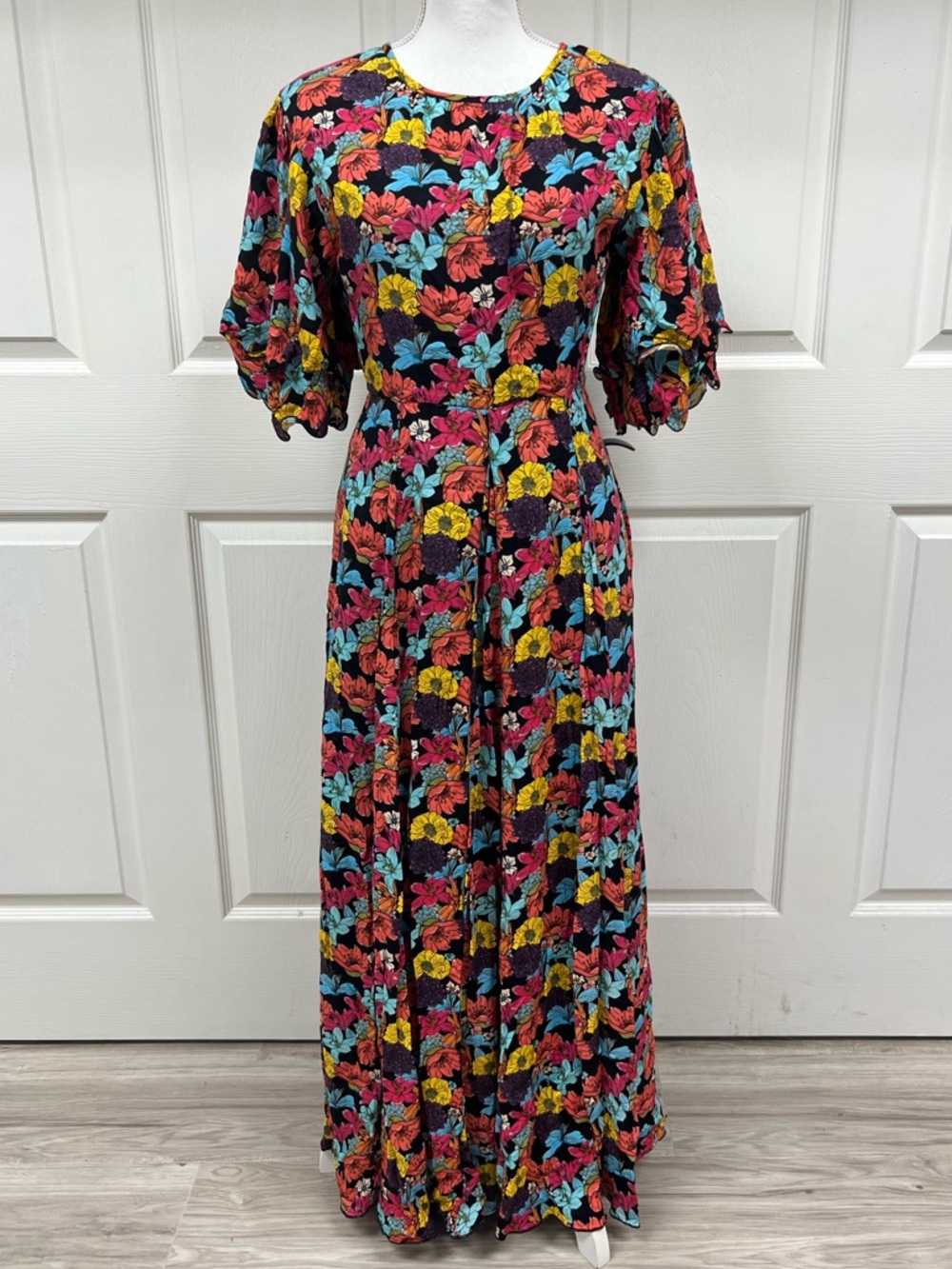 Gul Hurgel Multicolor Floral Maxi Dress Size XS